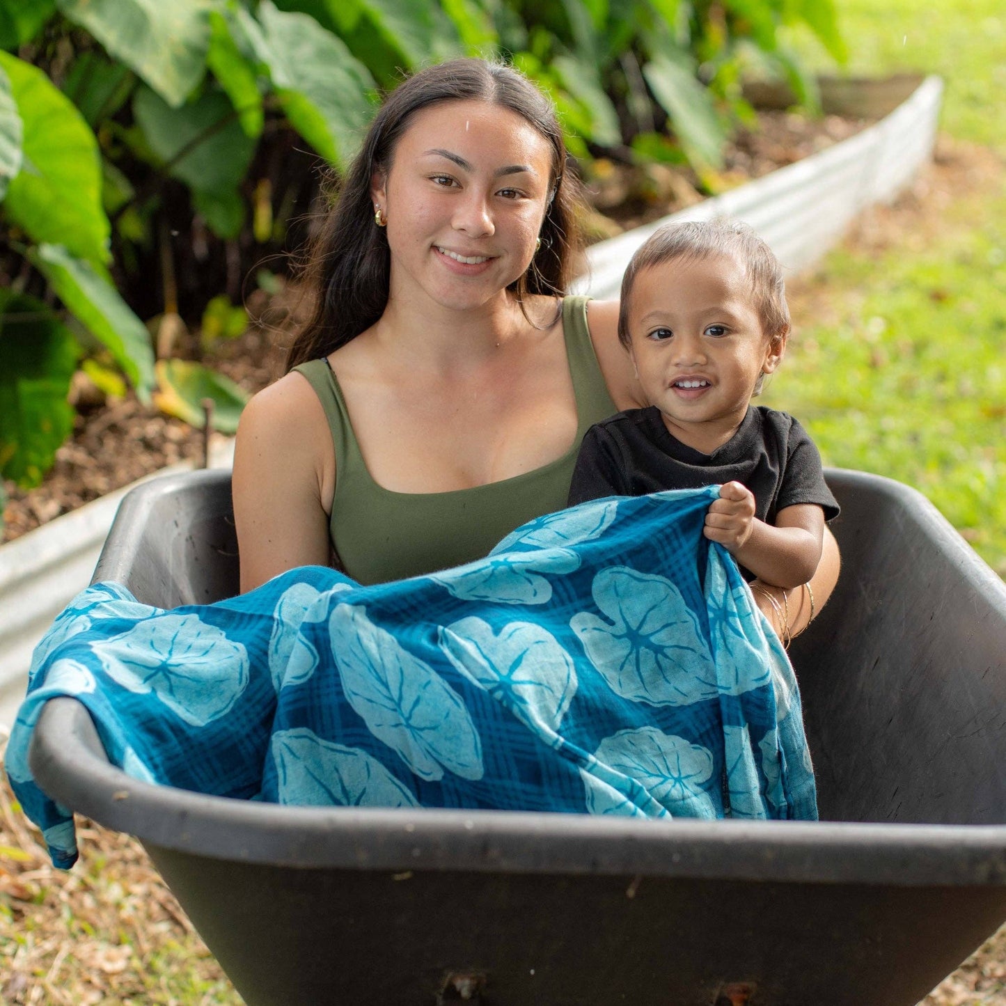 Blue Palaka Kalo Kapa Moe - Hawaiian Bamboo Swaddle Blanket