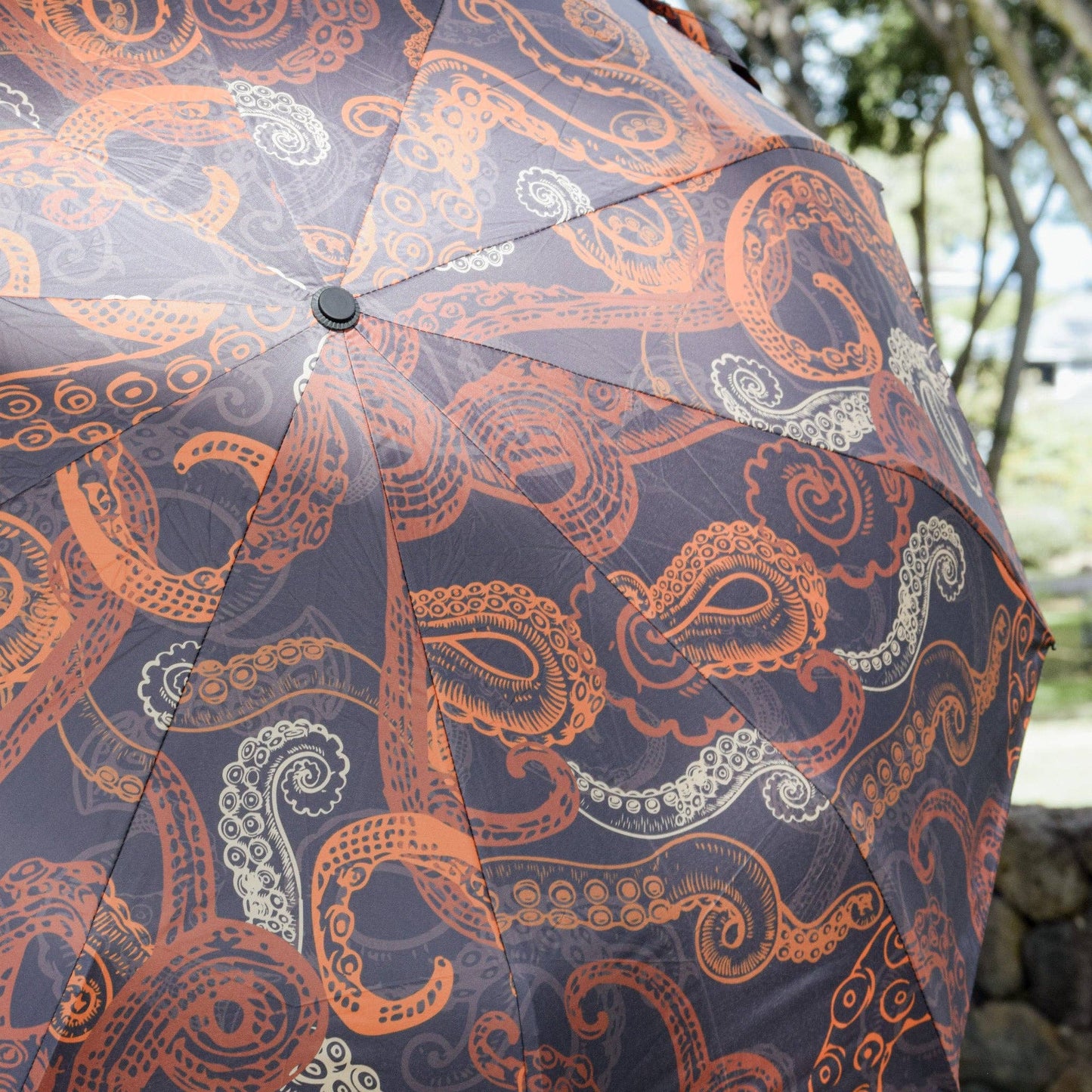 HE'E BROWN UMBRELLA