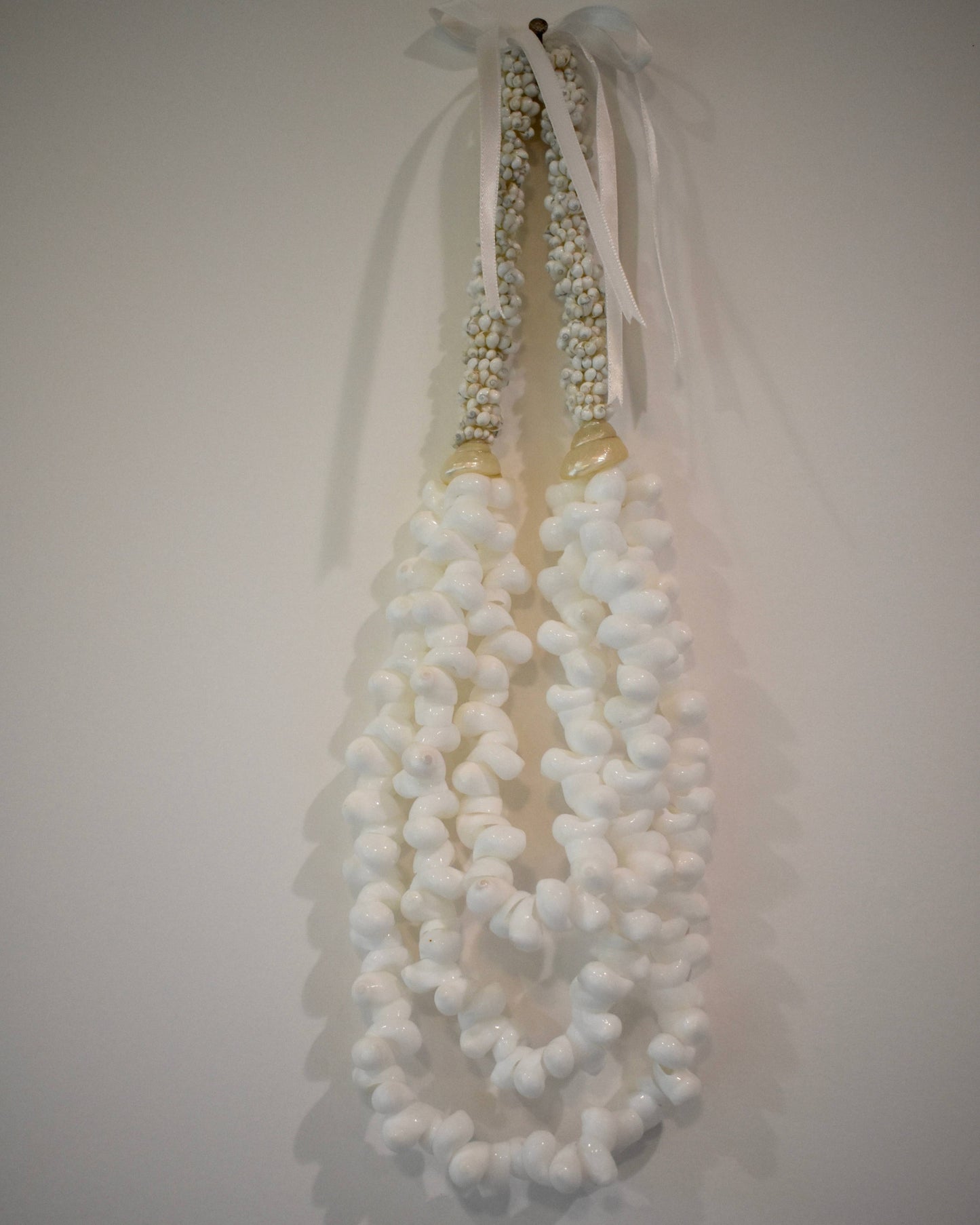 Triple Bubble Shell Lei