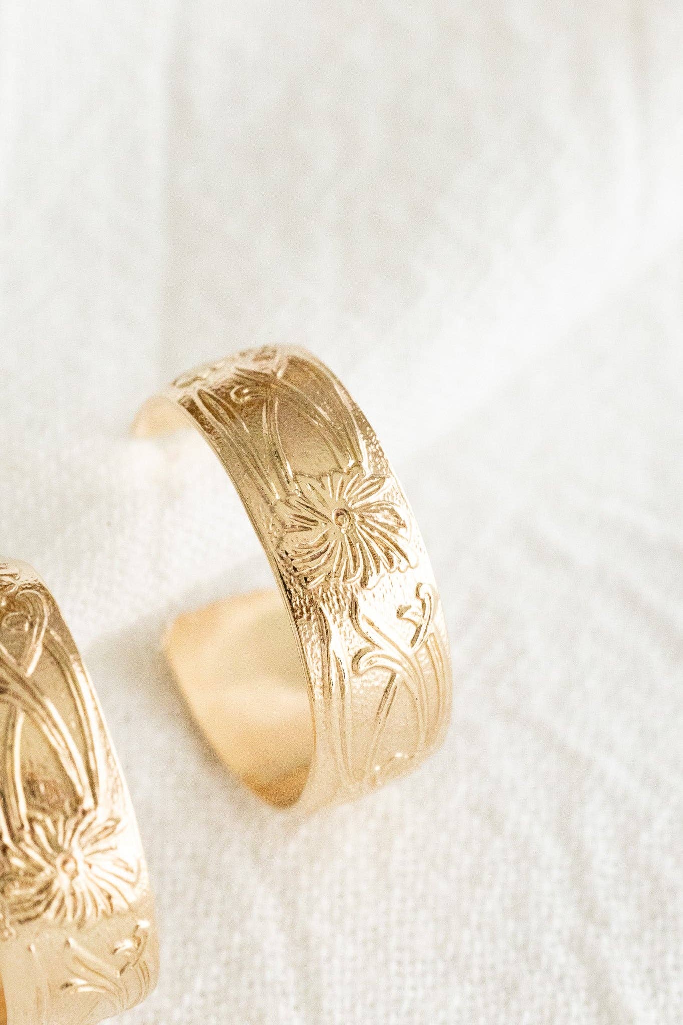 Wispy Chunky Hoops