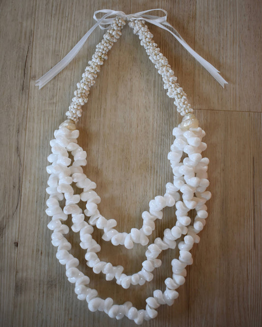 Triple Bubble Shell Lei