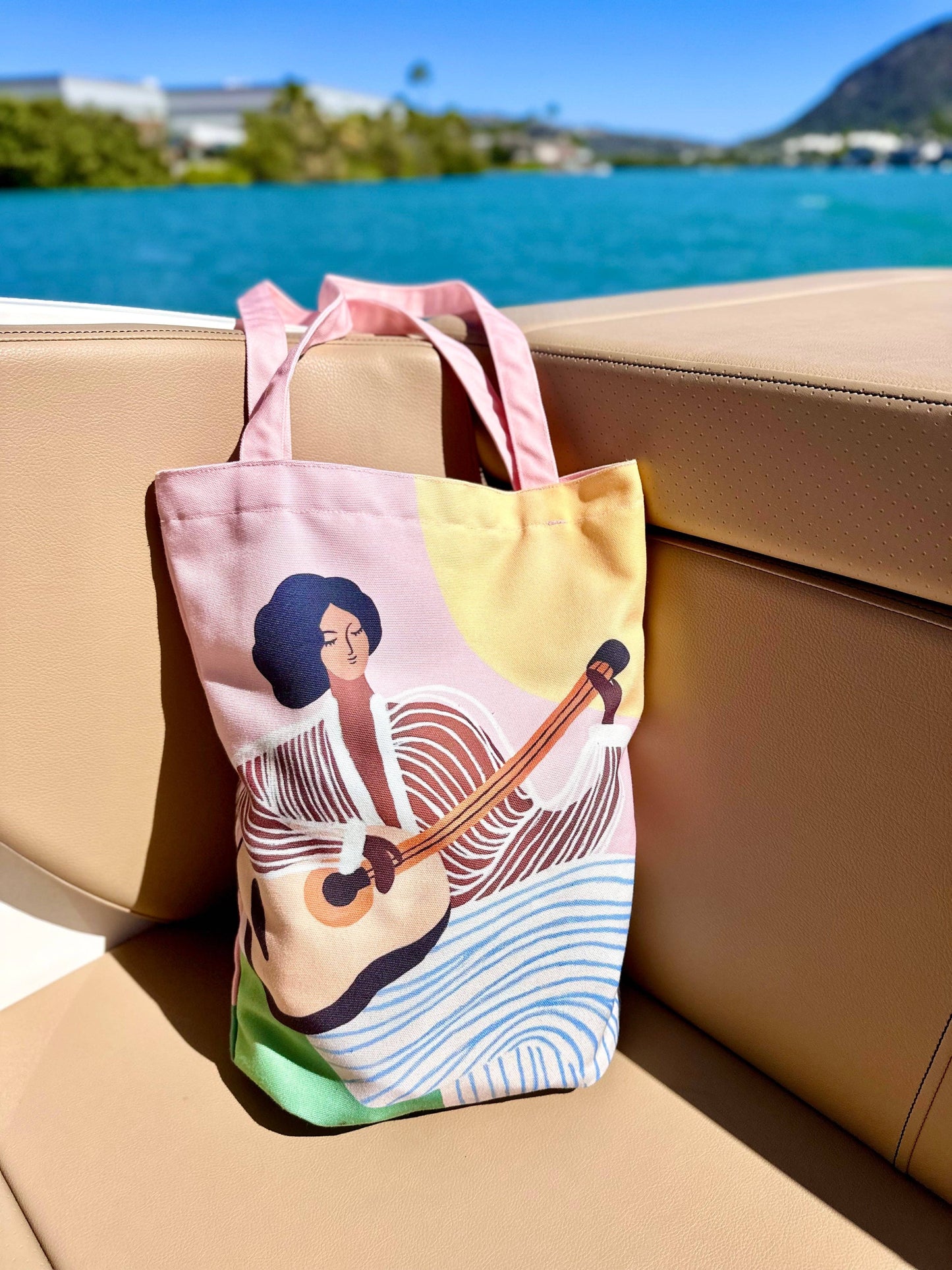 "Ukulele Girl" Tote Bag – Inspired by Hawaii 🌊