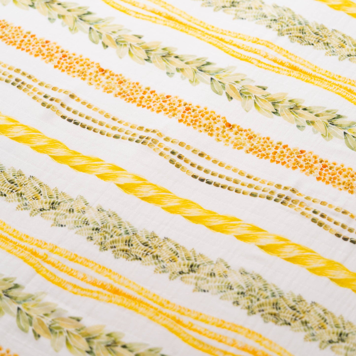Lei Alaula Kula Kapa Moe - Hawaiian Bamboo Swaddle