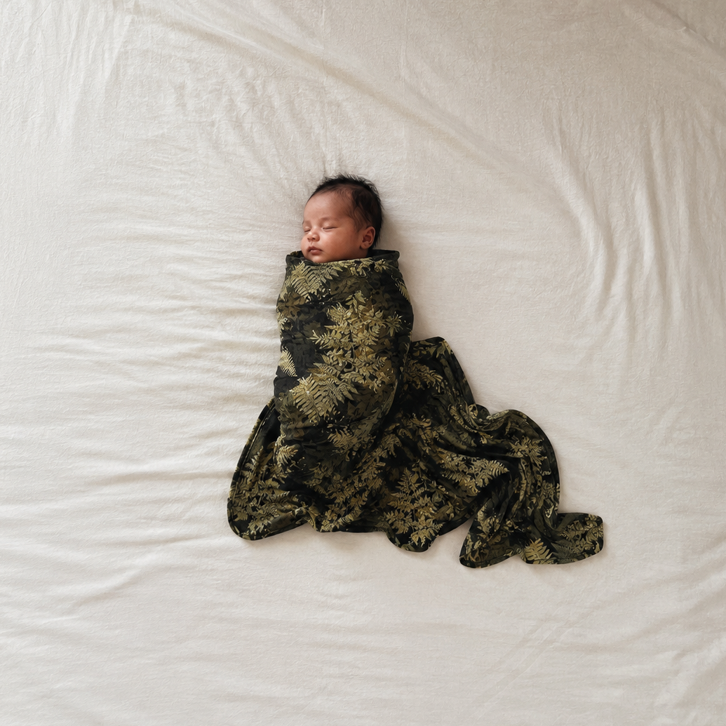 Green Hawaiian Ferns Kapa Moe — Swaddle
