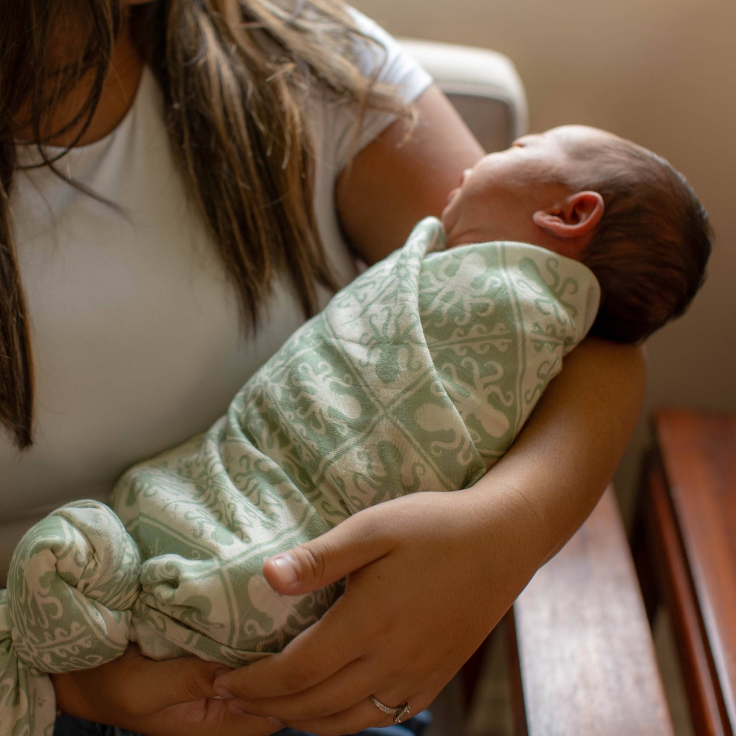 Heʻe Kapa Moe - Swaddle