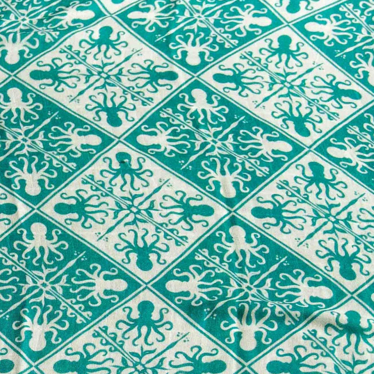 Teal Heʻe Kapa Moe - Swaddle