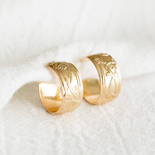 Mini Wispy Chunky Hoops