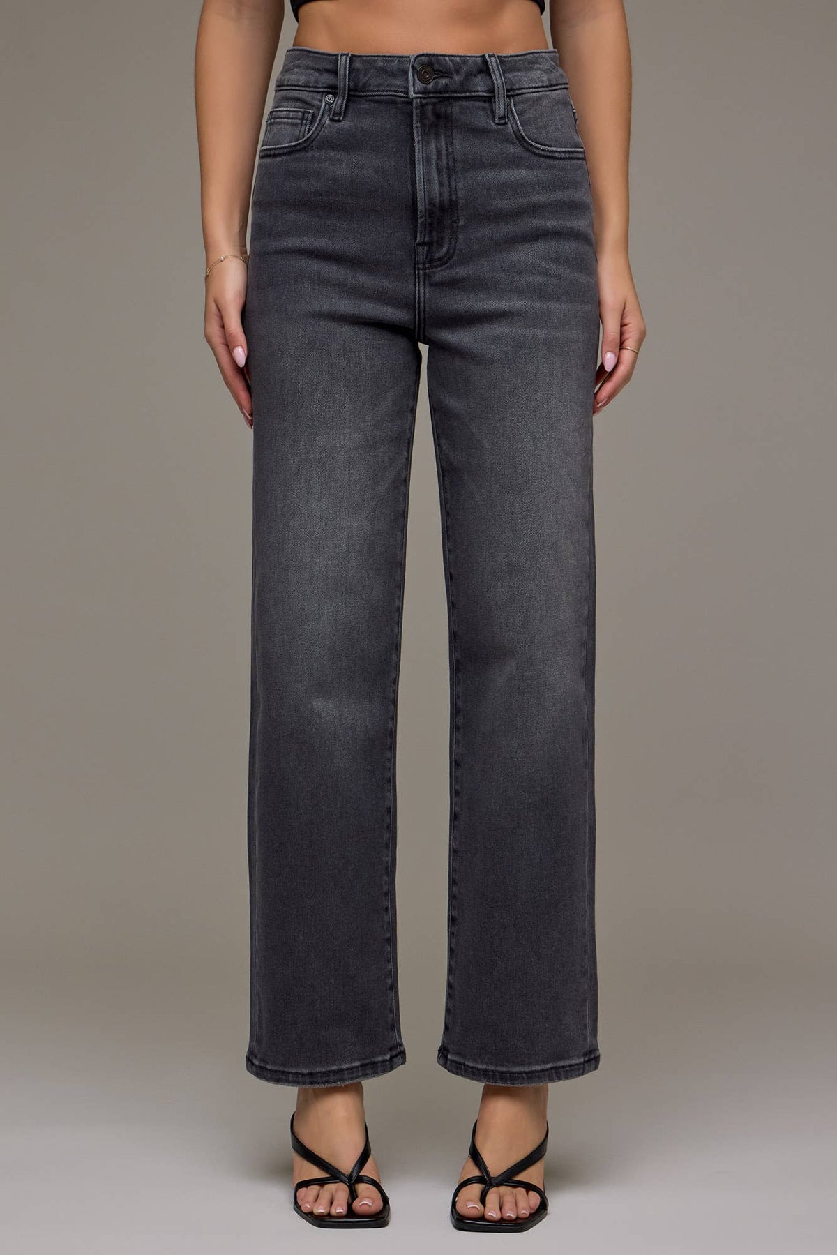 Charcoal Wash Clean Stretch 28" Inseam Wide Straight