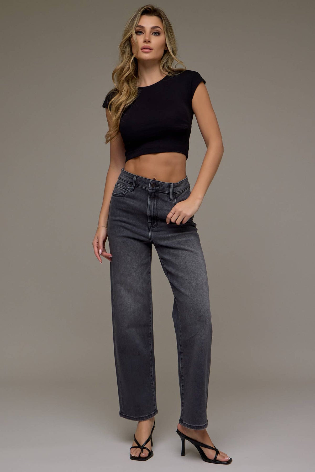Charcoal Wash Clean Stretch 28" Inseam Wide Straight