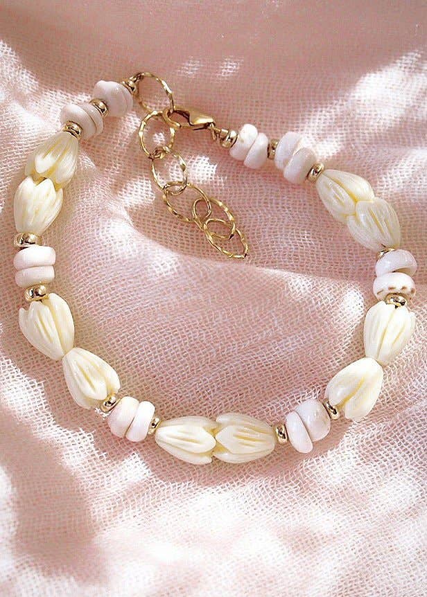 Pikake Puka Shell Bracelet - Me'e