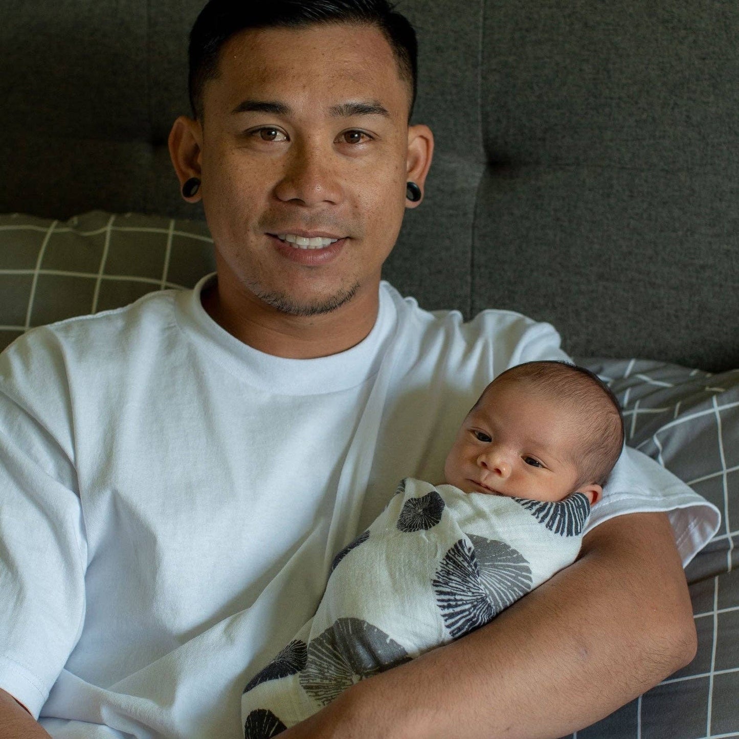 BW ʻOpihi Kapa Moe - Hawaiian Bamboo Swaddle Blanket