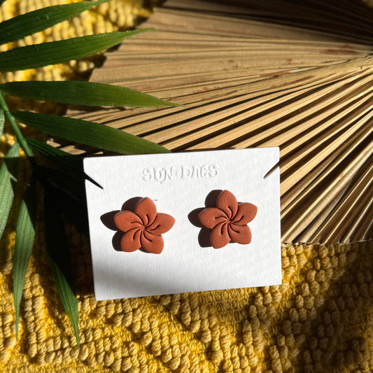 Mini plumeria studs