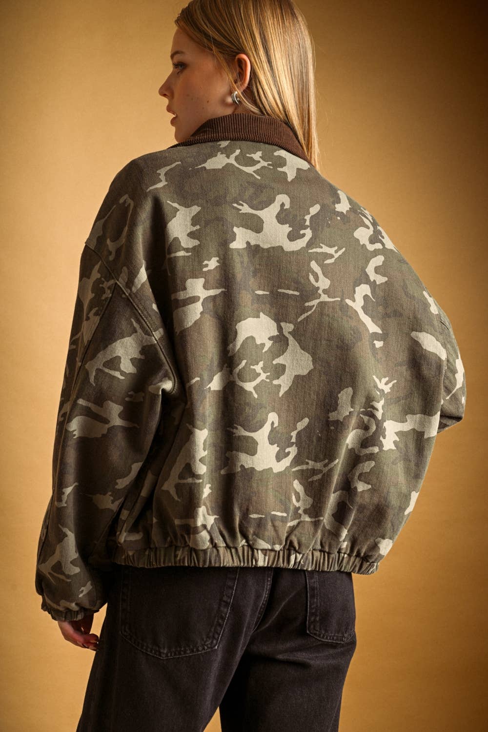 CAMOUFLAGE BOMBER JACKET