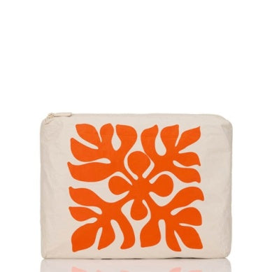 Mid Pouch - Fall '25