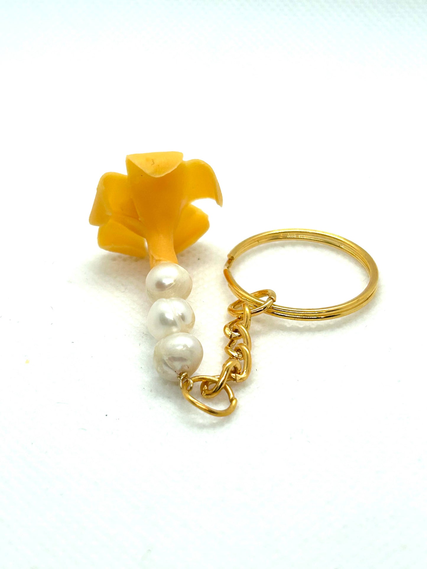 Puakenikeni Pearl Keychain Charm