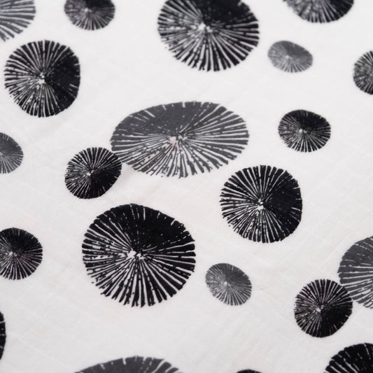 BW ʻOpihi Kapa Moe - Hawaiian Bamboo Swaddle