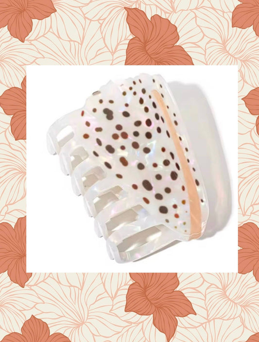 Flea Cone Shell Claw Clip